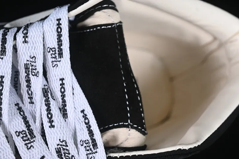 All categories Vans Vans series Vans Mid Vans China HommeGirls x Vans Sk8-Mid Fashionable and versatile mid-top casual vulcanized sneakers VN000NBNCJK